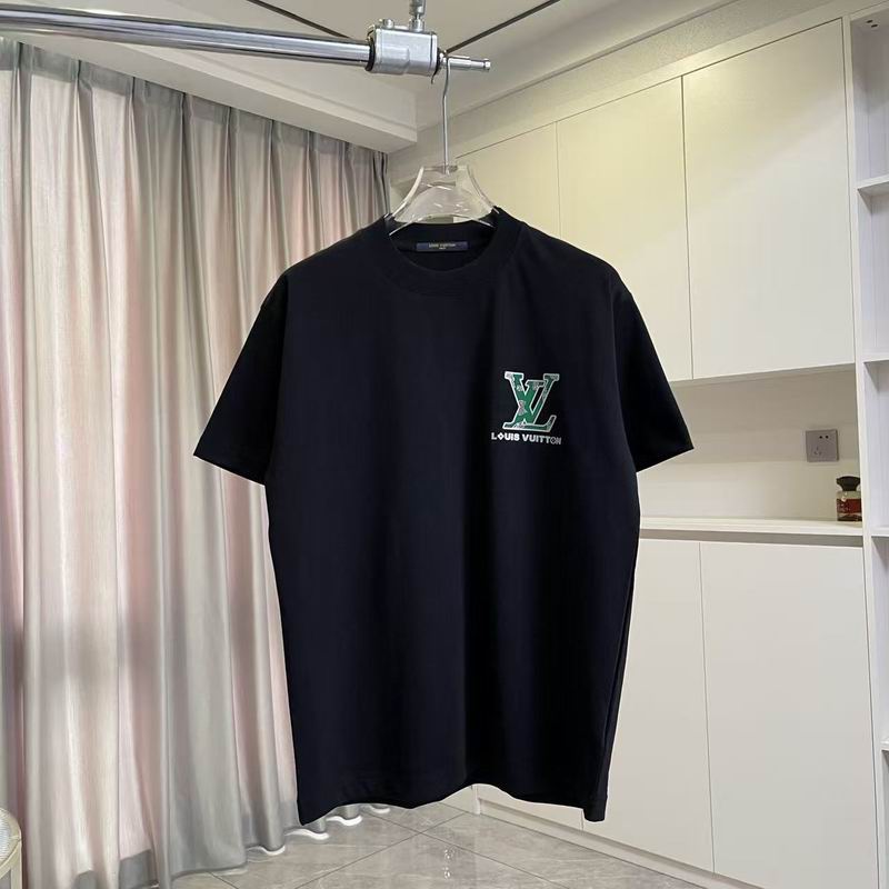 Louis Vuitton T-Shirt Unisex ID:20260604-290